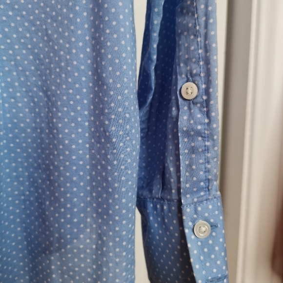 GAP blue dotted summer shirt - Picture 8 of 9